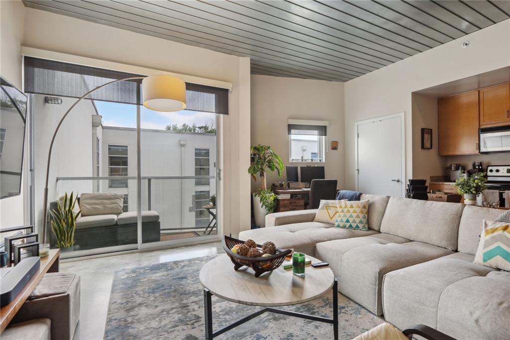 620 Glen Iris Drive NE Unit: 520