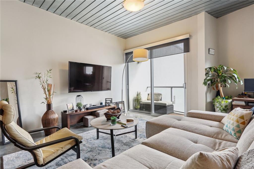 620 Glen Iris Drive NE Unit: 520