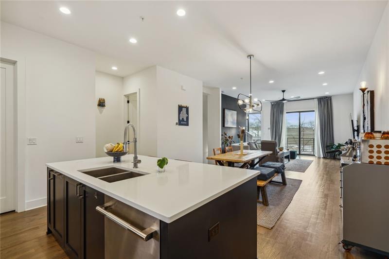 550 N Highland Avenue NE Unit 4
