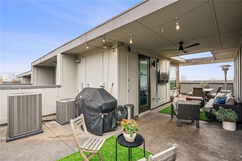 550 N Highland Avenue NE Unit 4