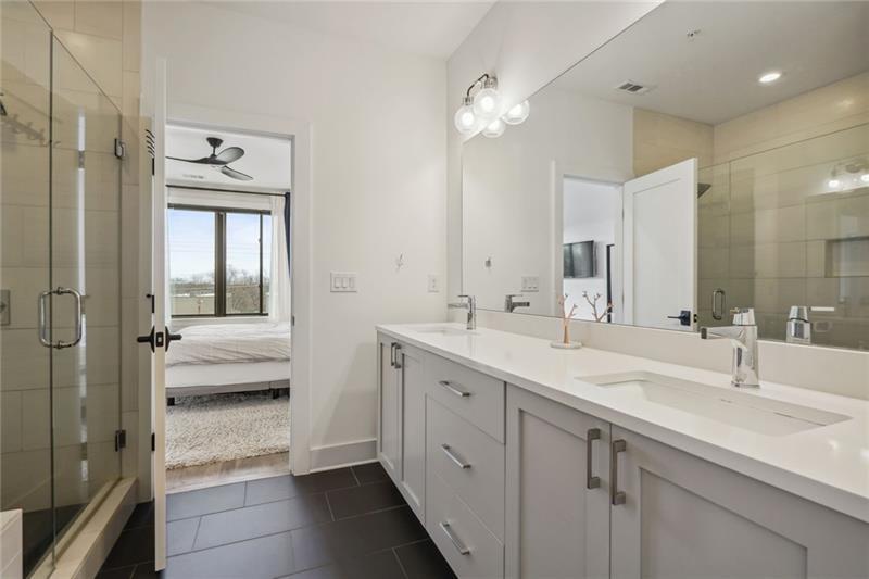 550 N Highland Avenue NE Unit 4