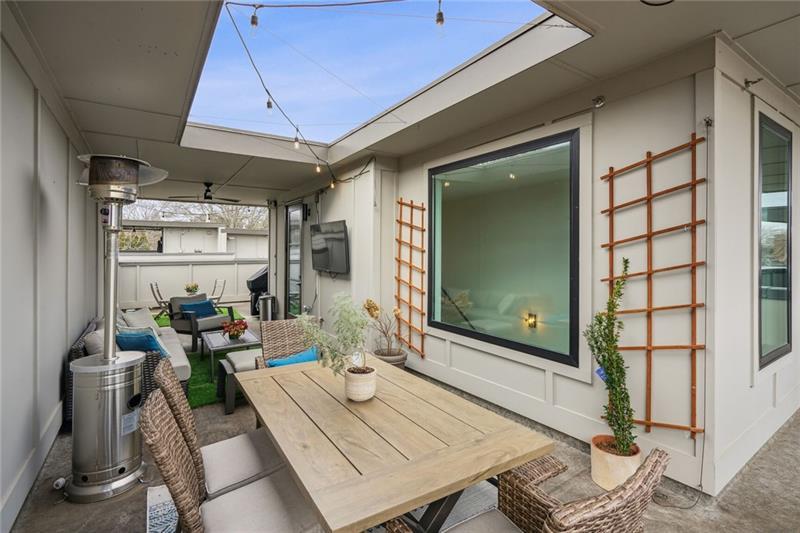 550 N Highland Avenue NE Unit 4