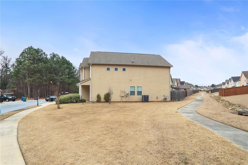 2460 Oakleaf Circle