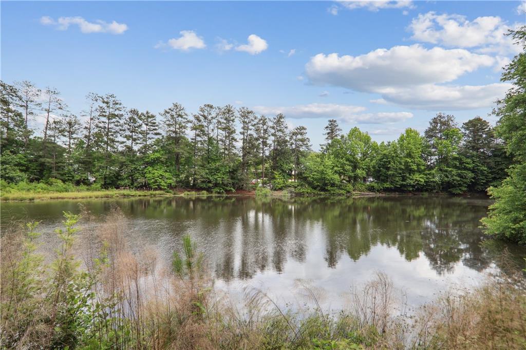 4015 Lake Pointe Circle