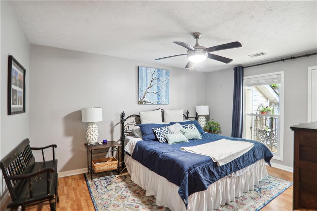 4015 Lake Pointe Circle