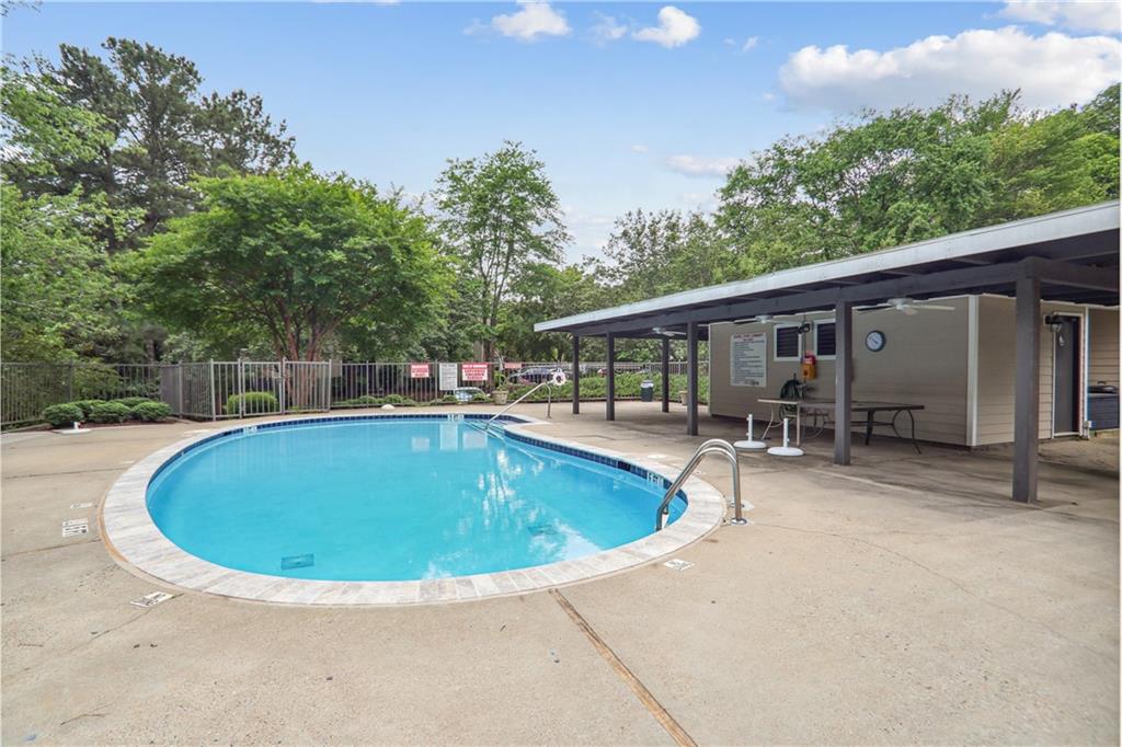 4015 Lake Pointe Circle