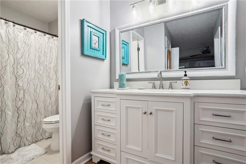 4015 Lake Pointe Circle