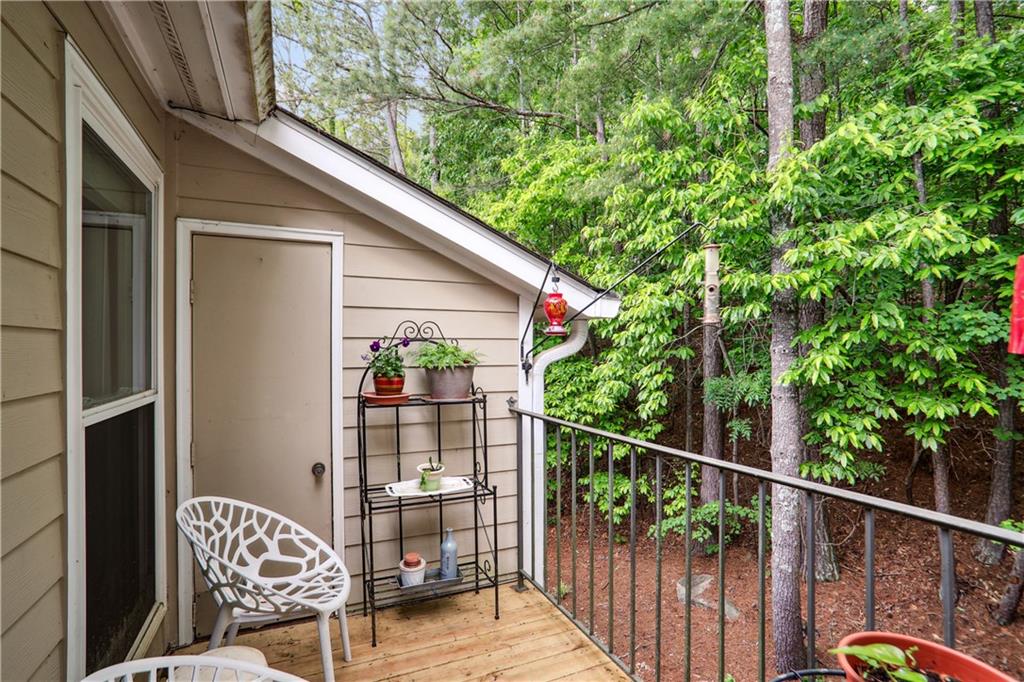 4015 Lake Pointe Circle