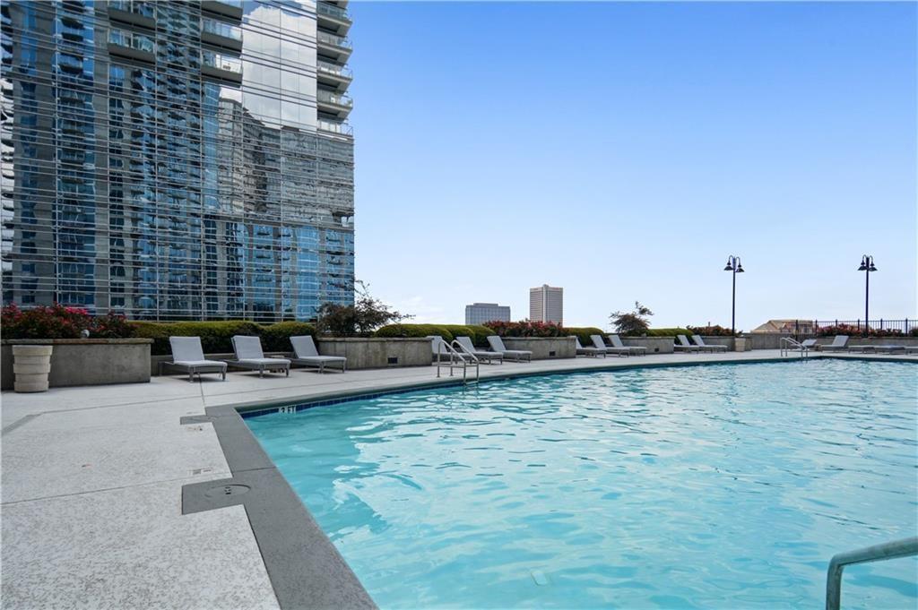 400 W Peachtree Street NW Unit 3512