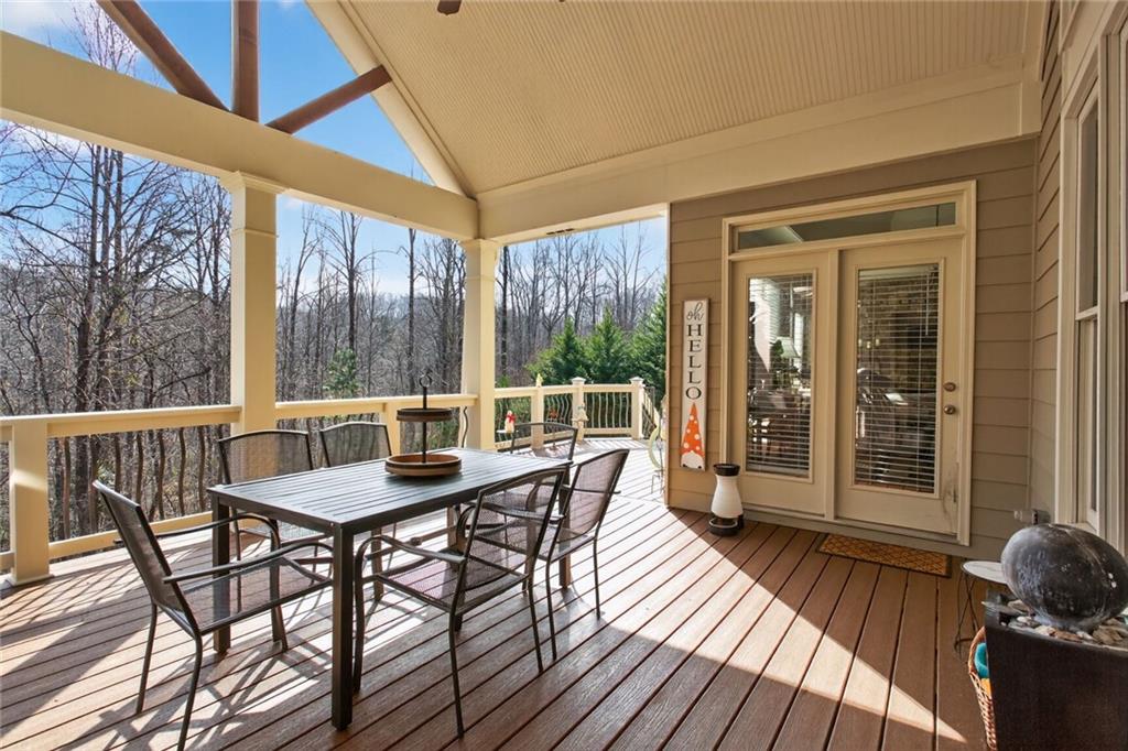 7435 Kingfisher Lane