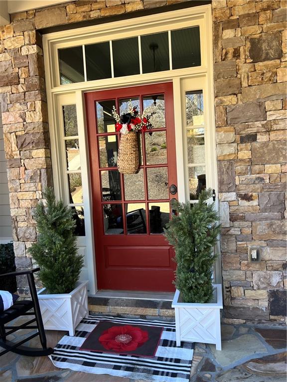 7435 Kingfisher Lane