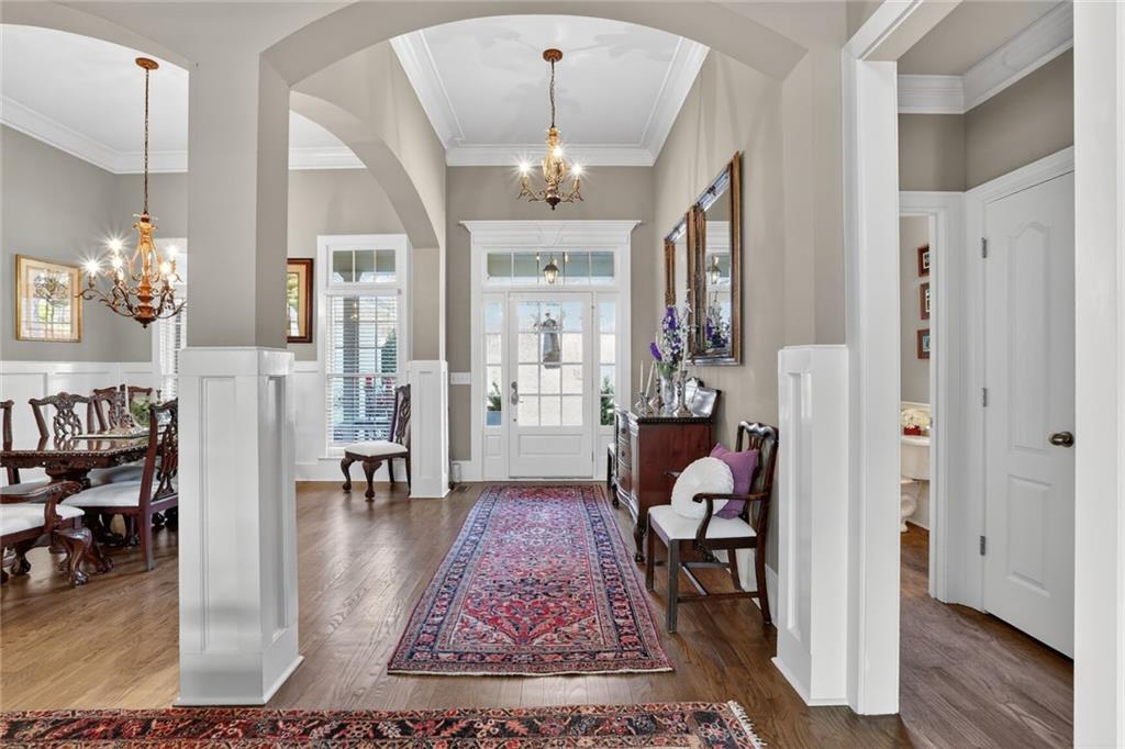 7435 Kingfisher Lane