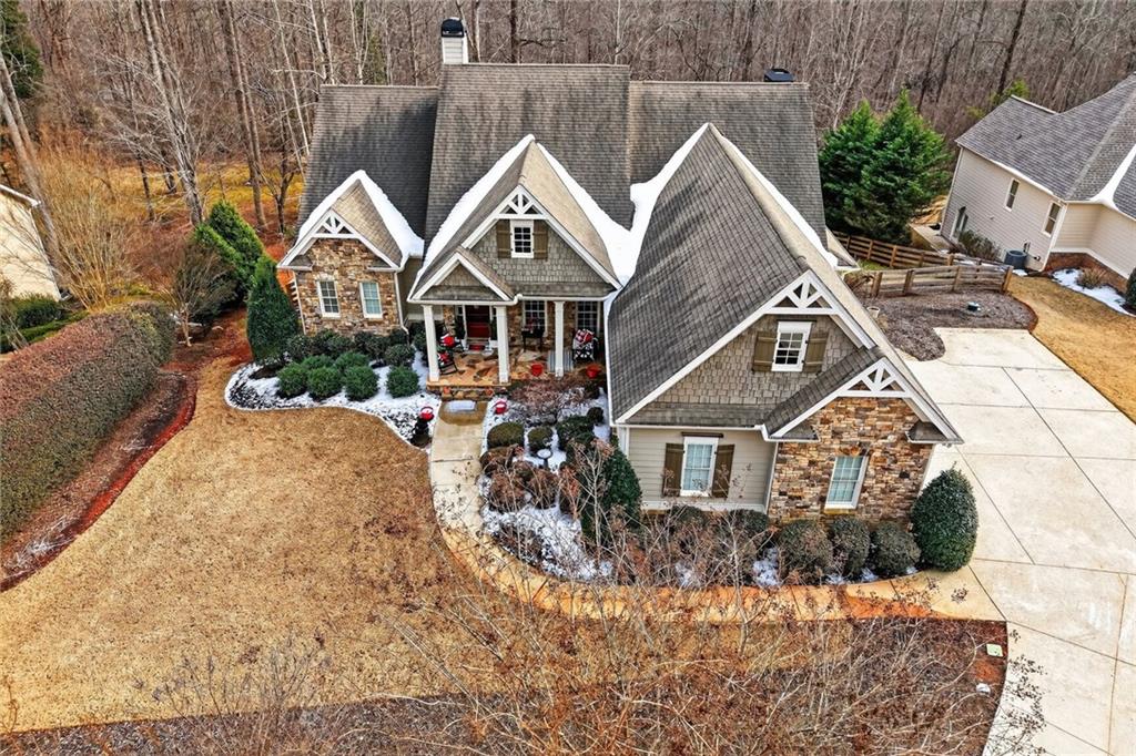 7435 Kingfisher Lane