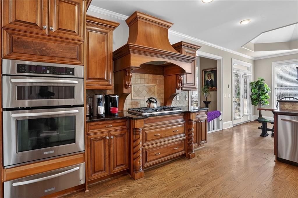 7435 Kingfisher Lane