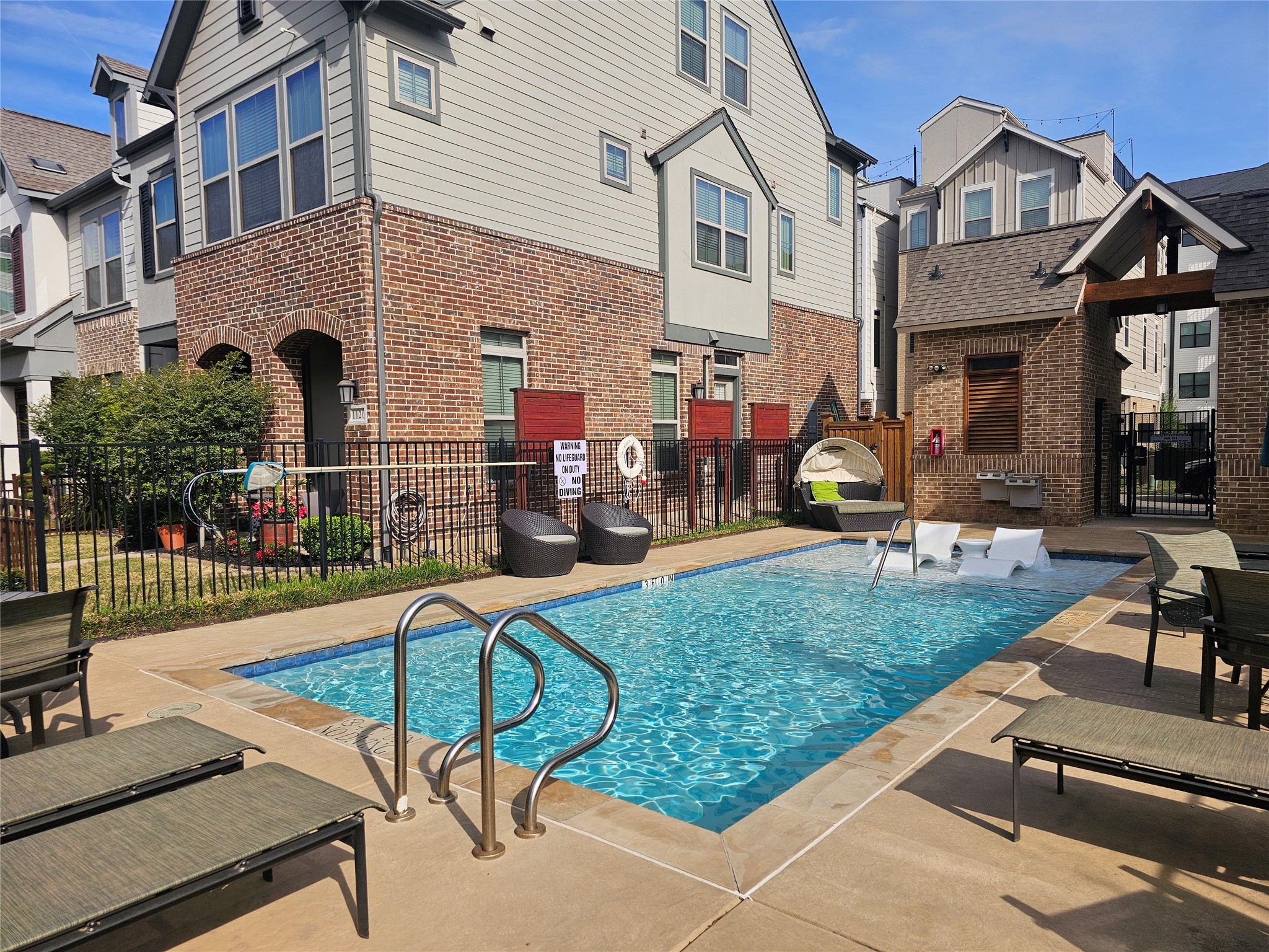 2716 Flowering Peach Lane
