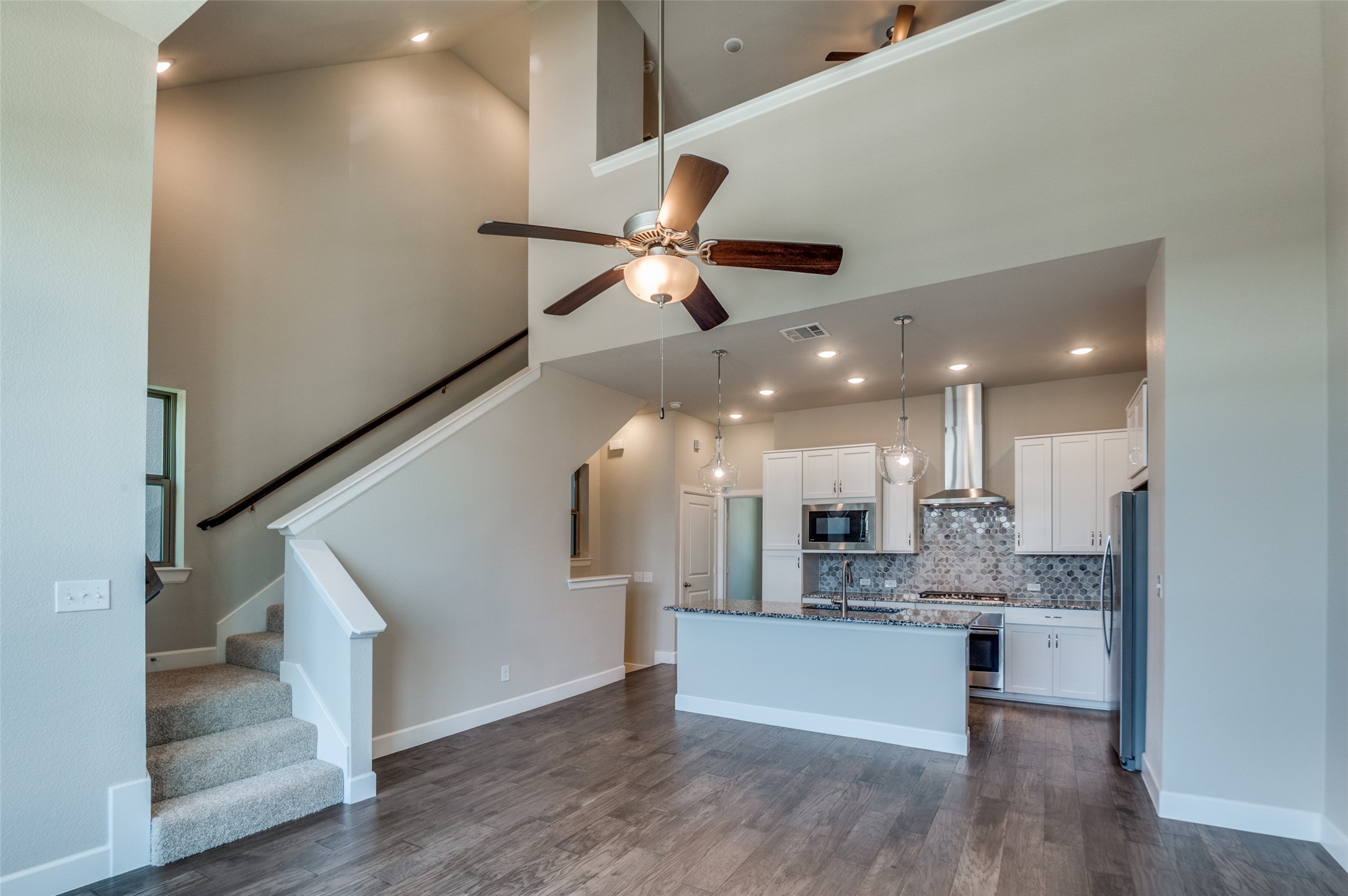 1044 Manacor Lane