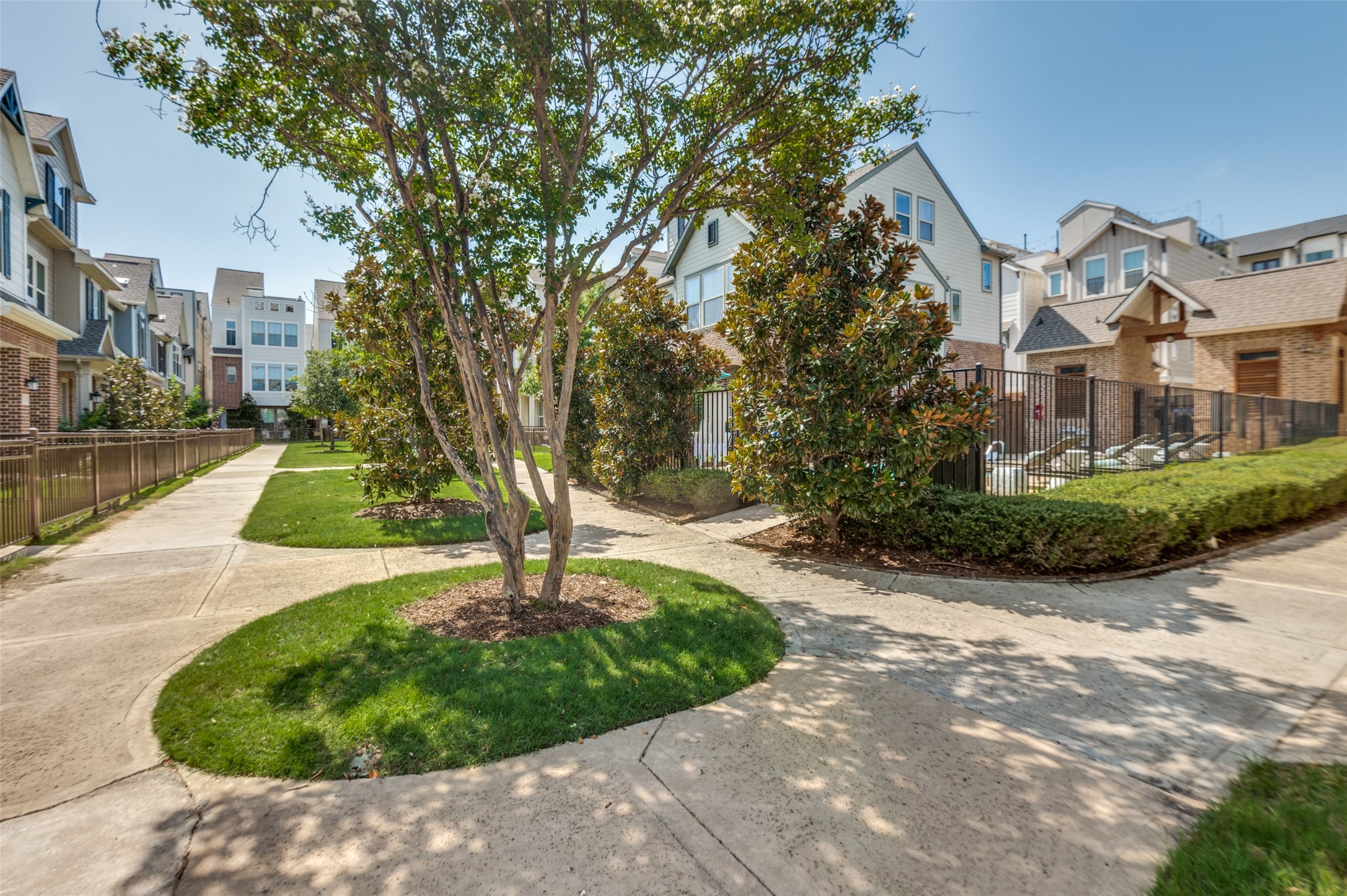 1044 Manacor Lane