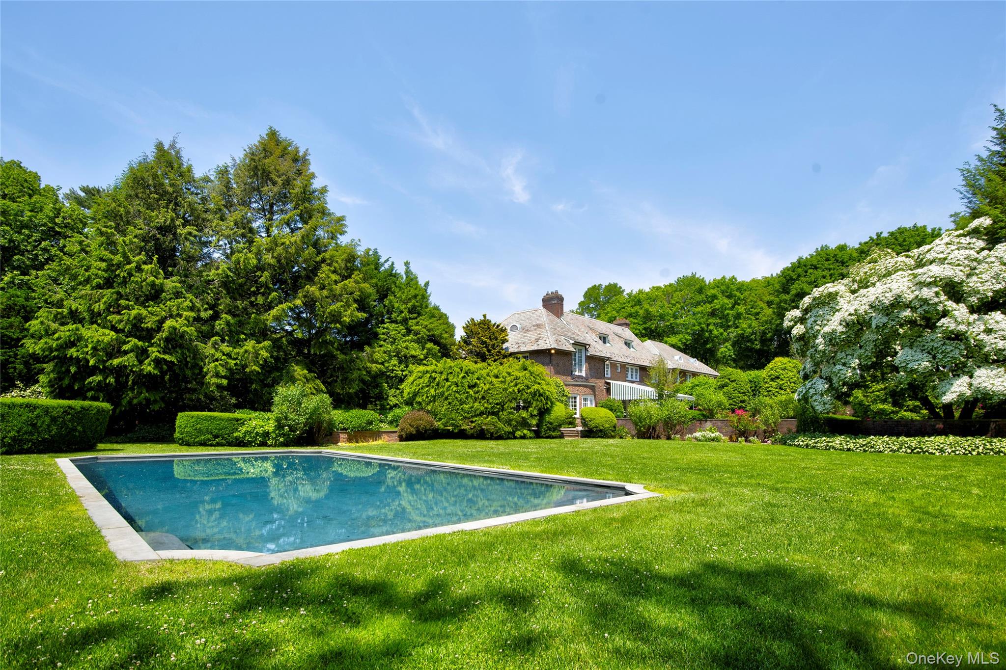 9 Meadow Spring Lane