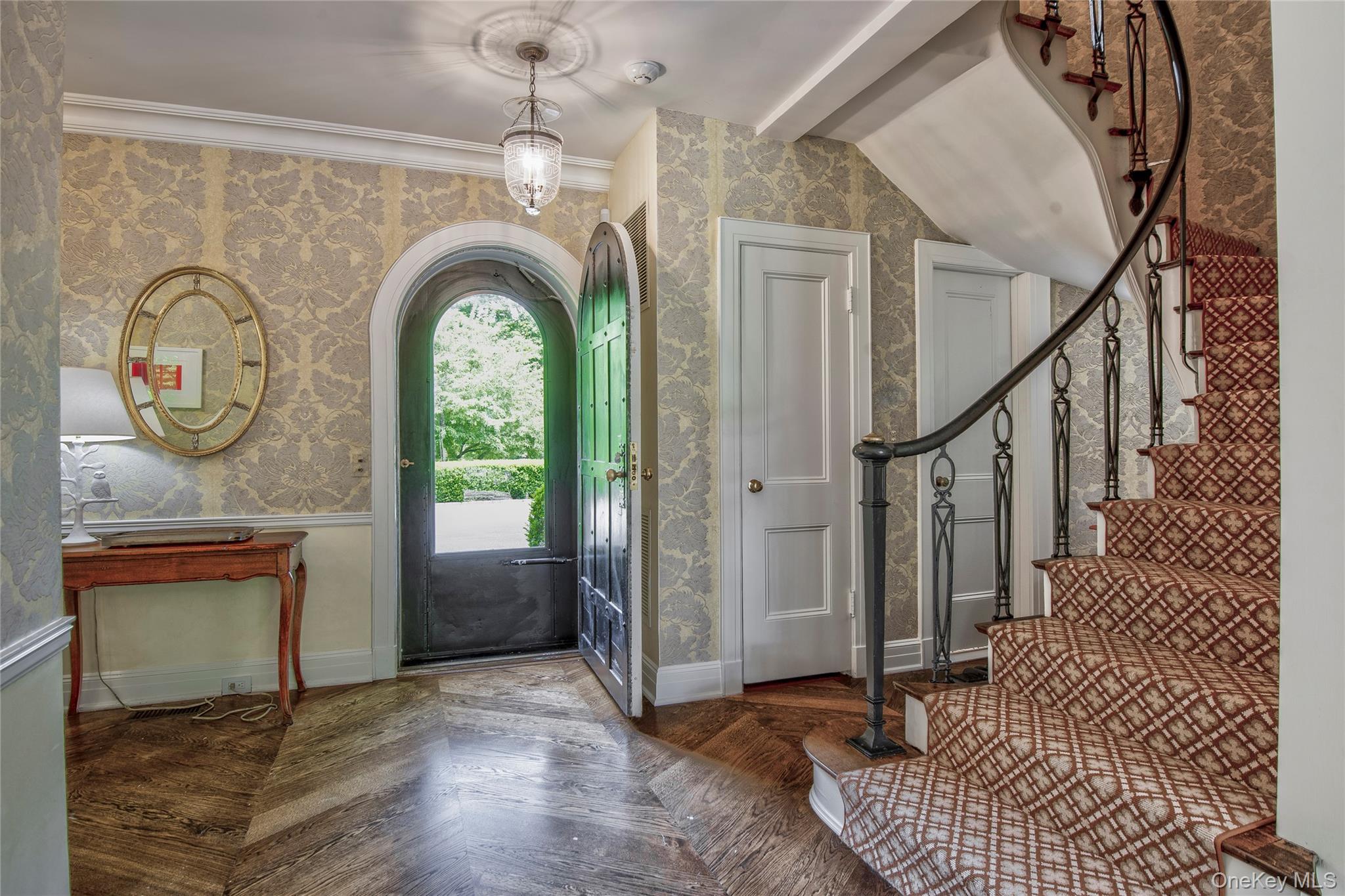 9 Meadow Spring Lane