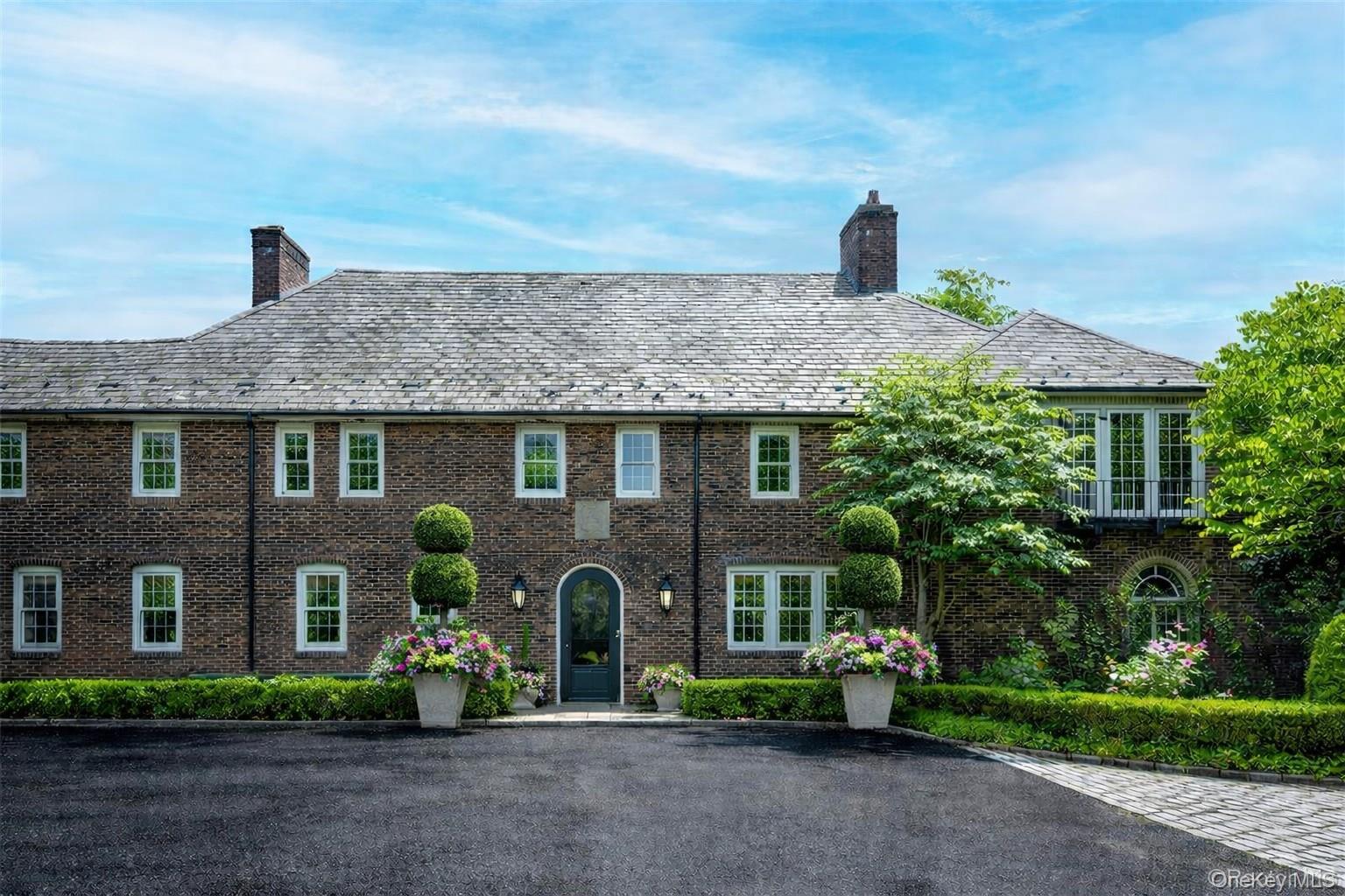 9 Meadow Spring Lane