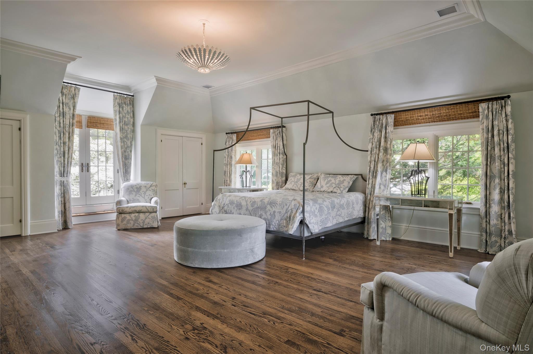 9 Meadow Spring Lane