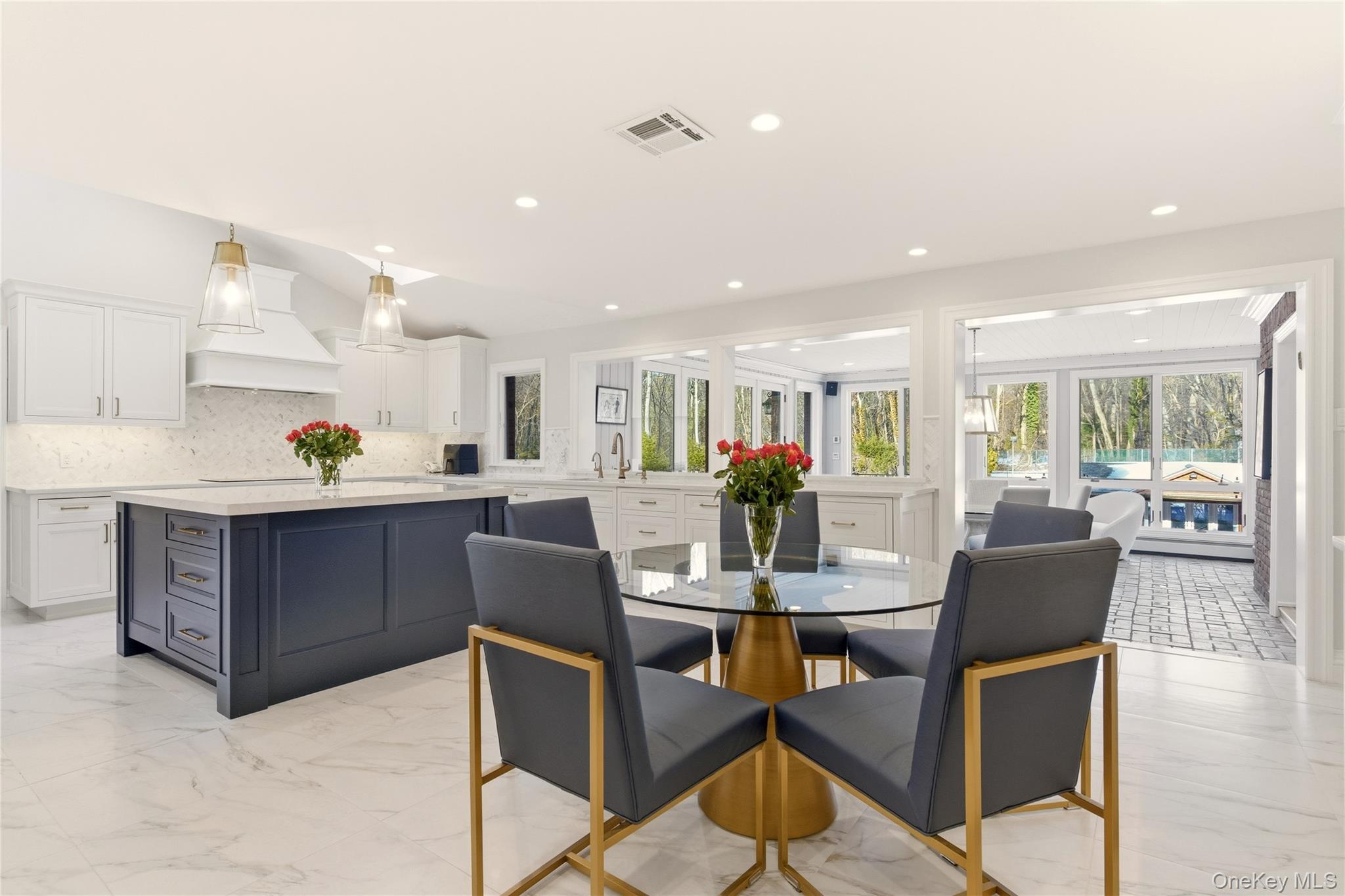 8 Brookville Lane Lane