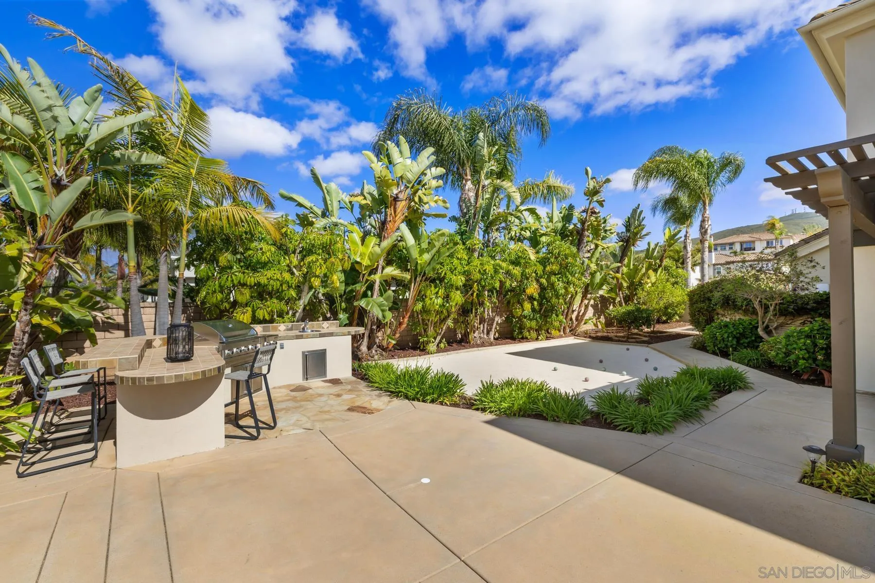 10263 Winecreek Ct