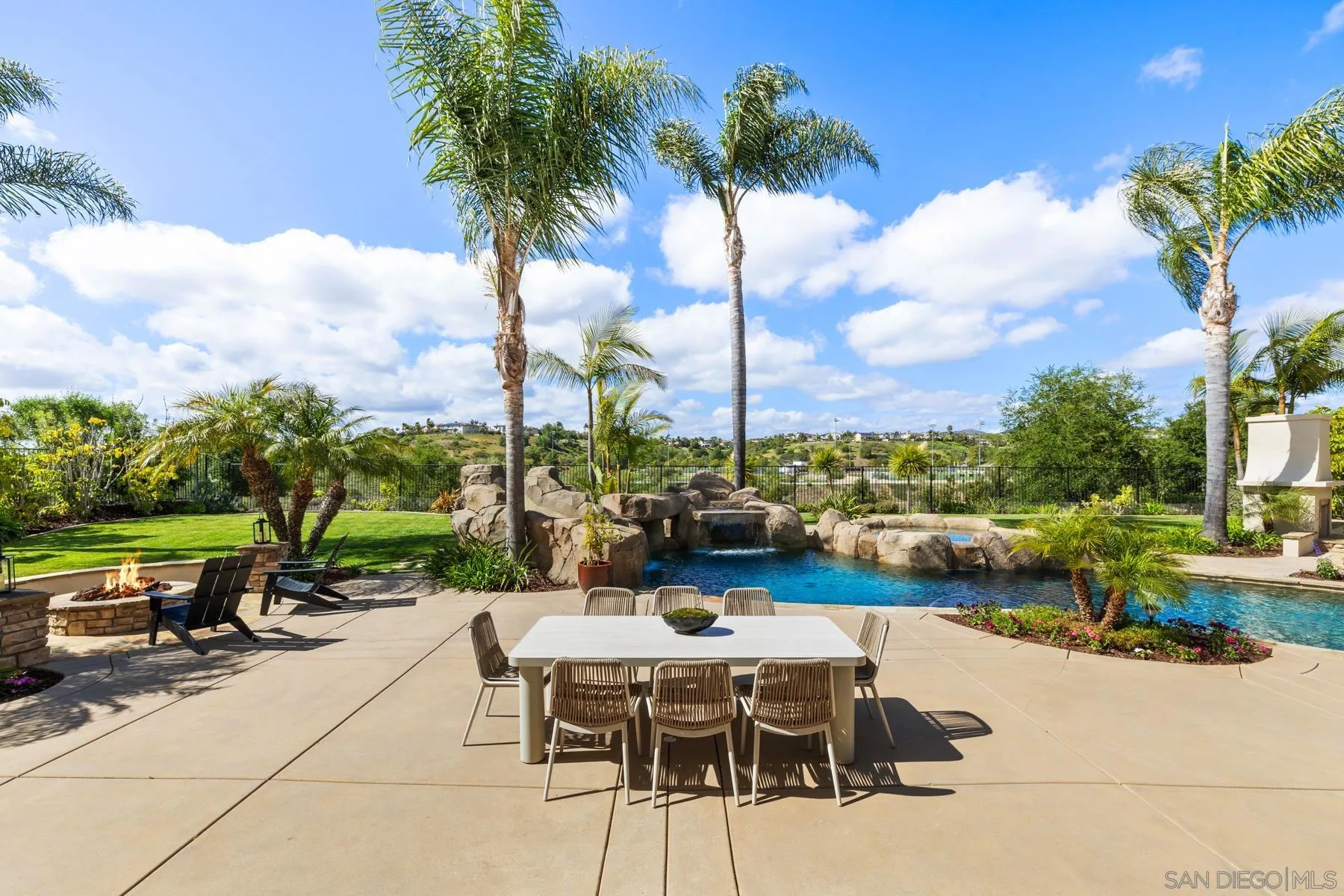10263 Winecreek Ct