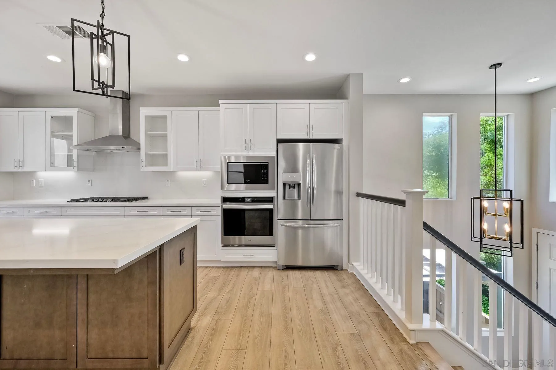 16242 Camden Cir