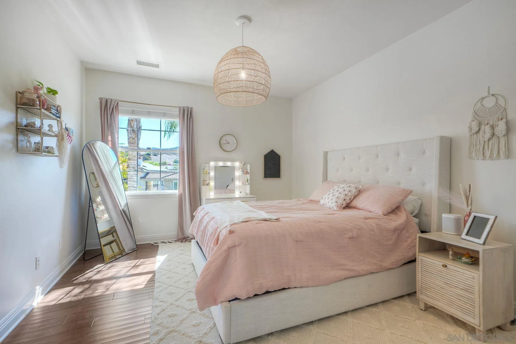 10055 Winecrest Rd, San Diego