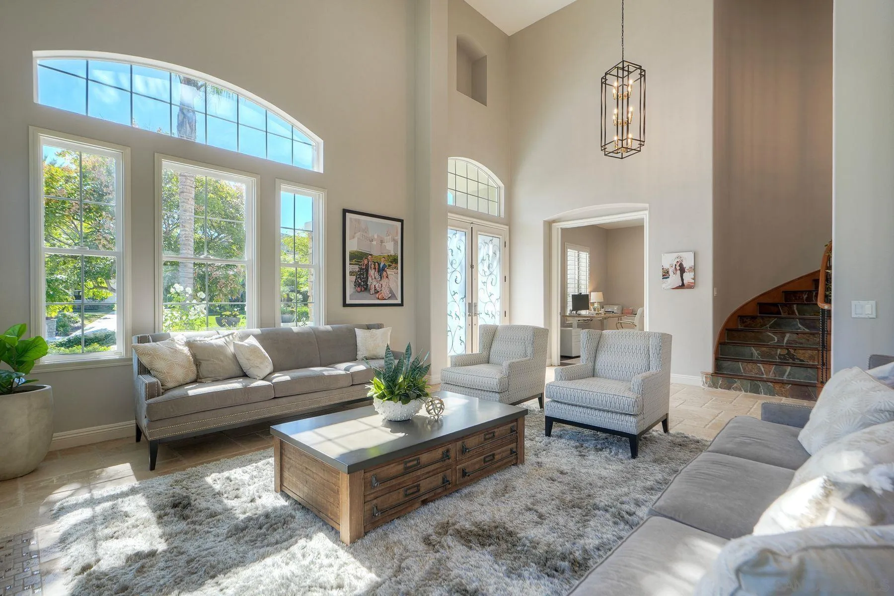 10055 Winecrest Rd, San Diego