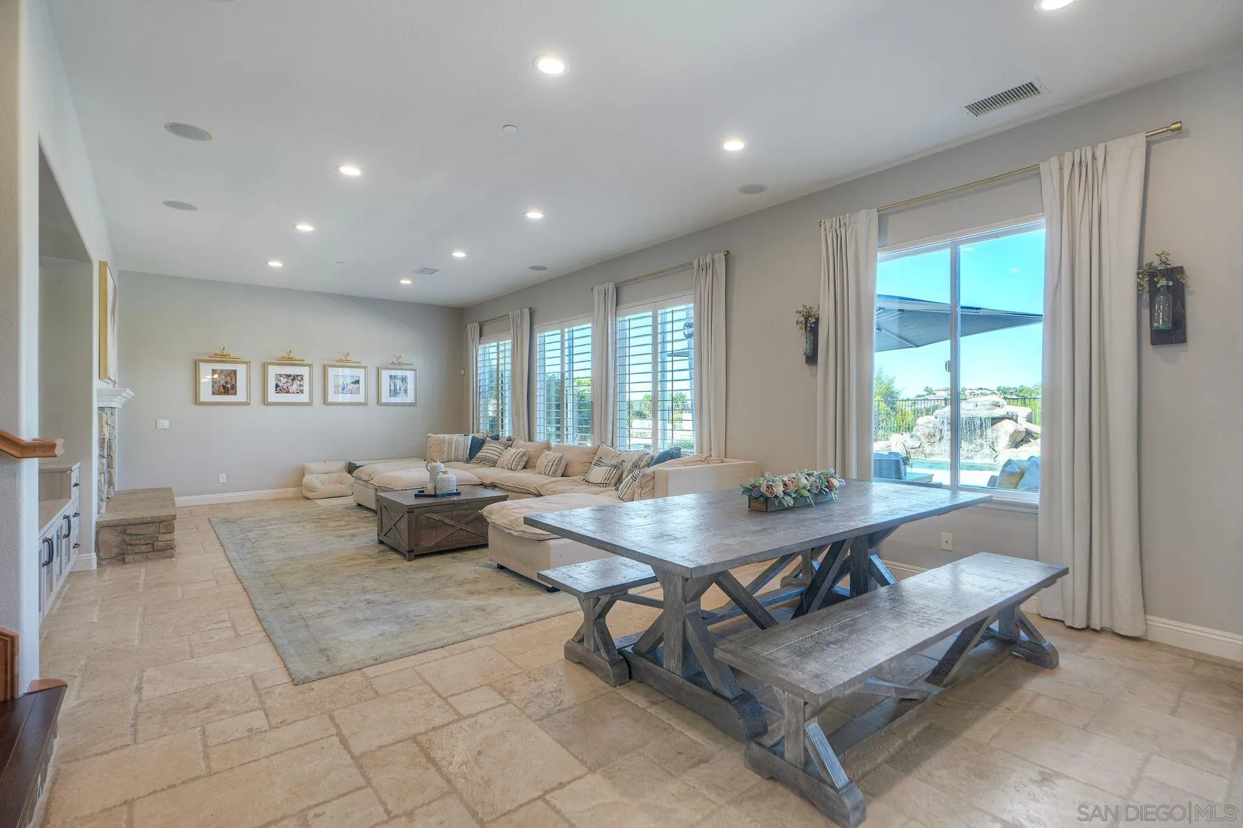 10055 Winecrest Rd, San Diego