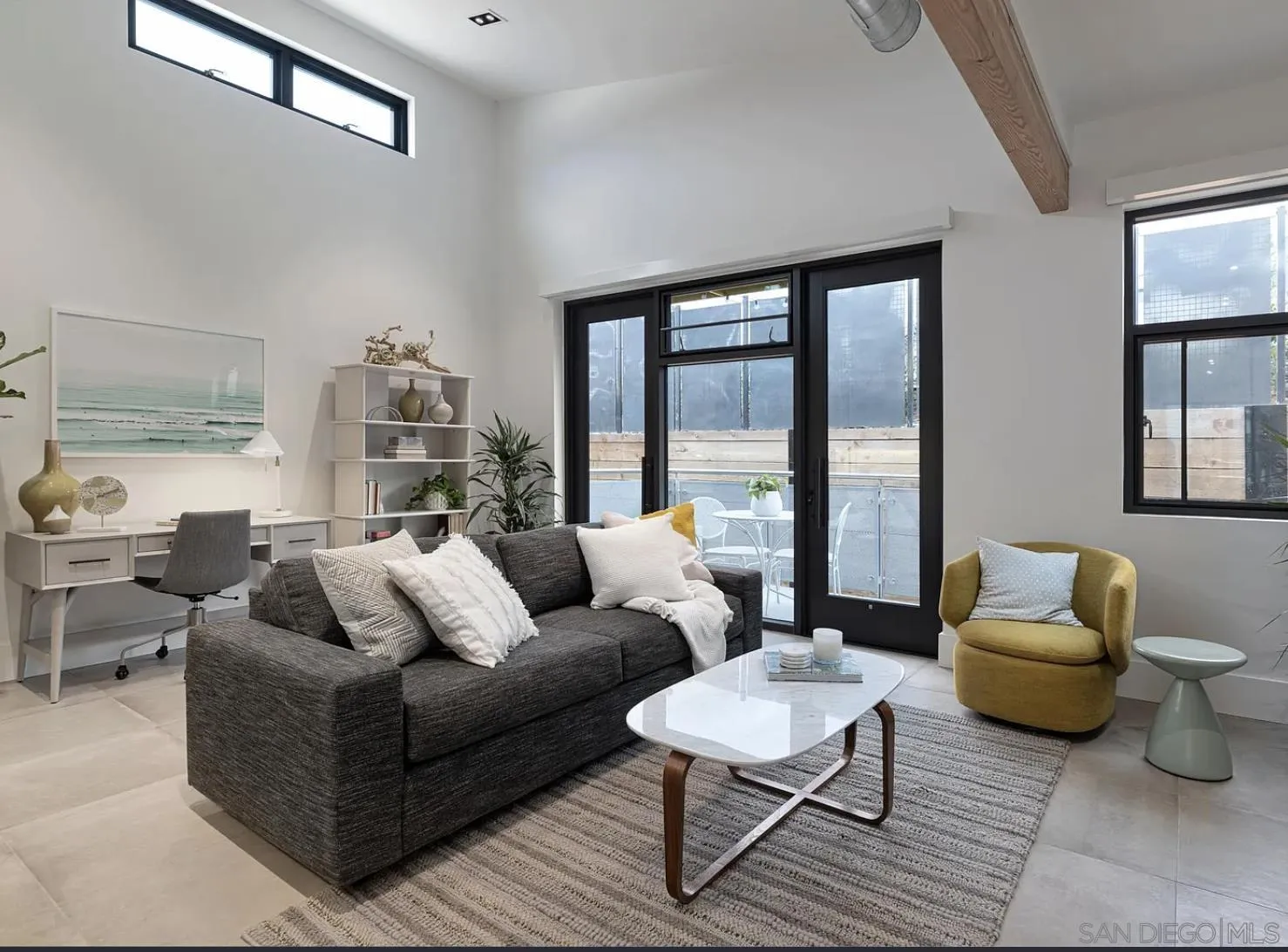 330 S Cedros Ave Unit Apt 7