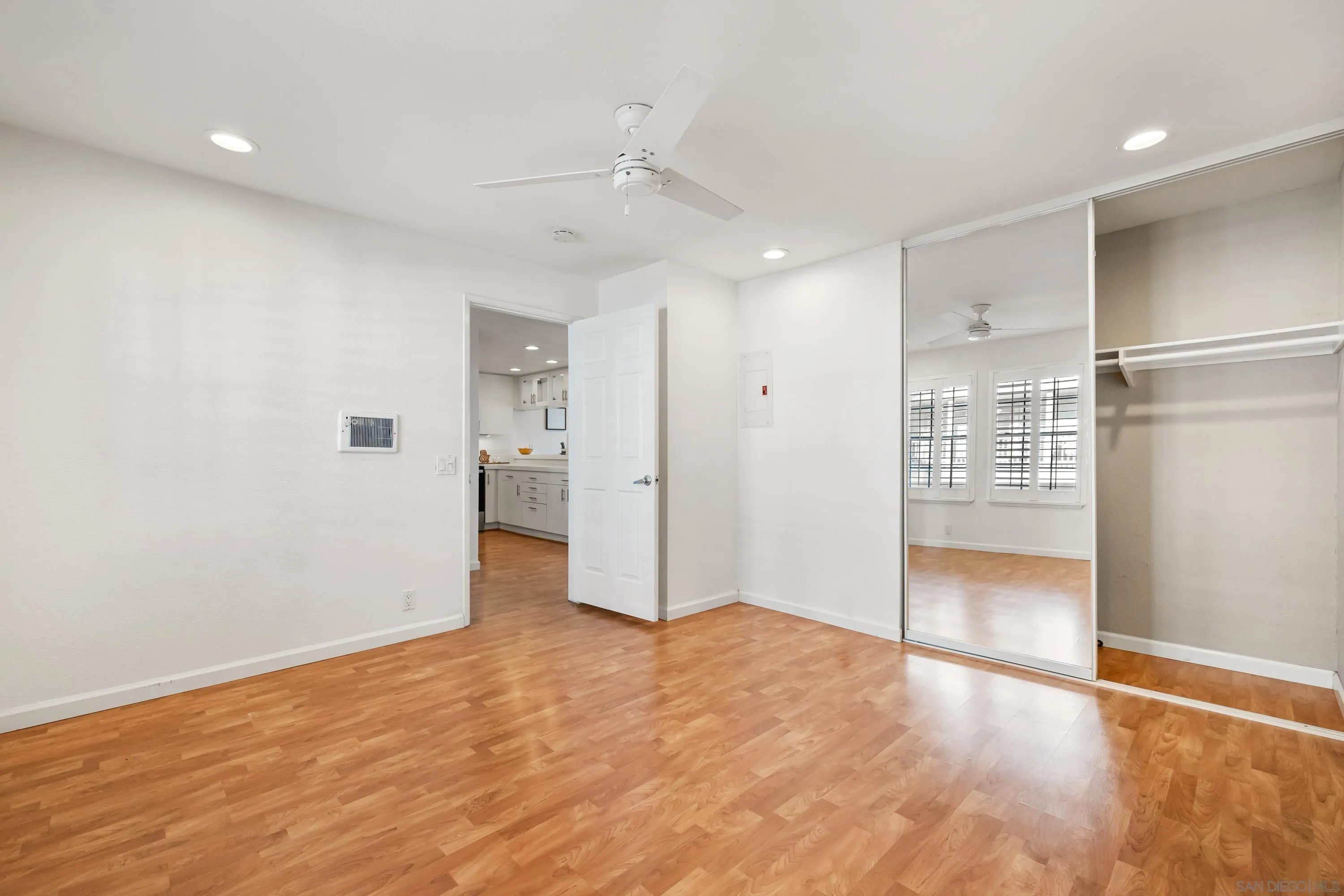 3961 Hortensia St Unit H4