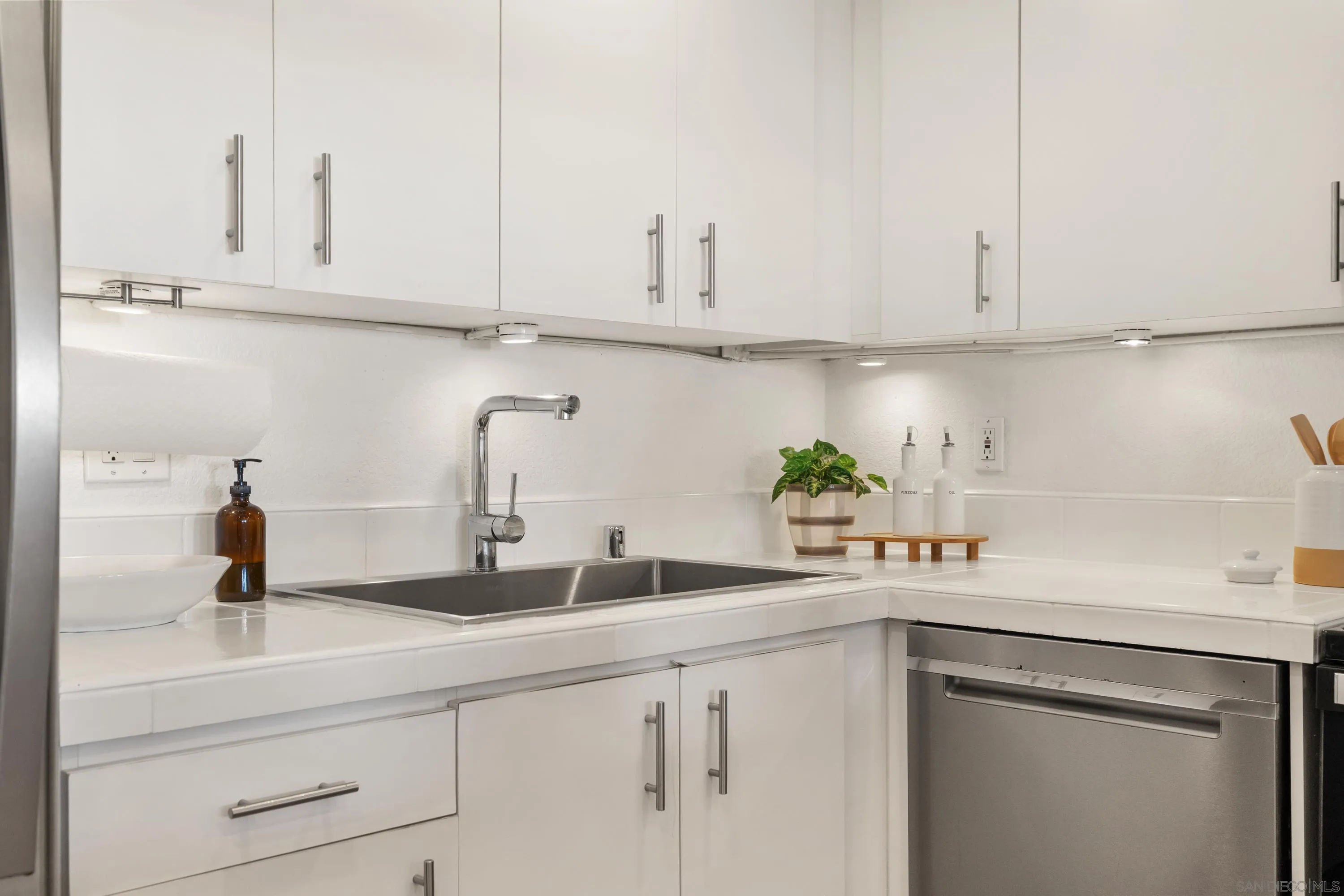 3961 Hortensia St Unit H4