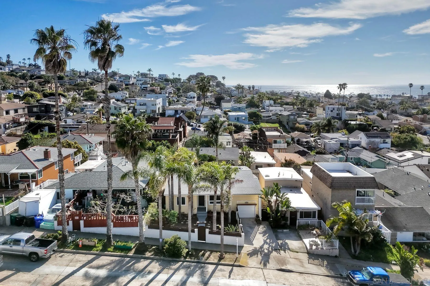 4643 Narragansett Ave