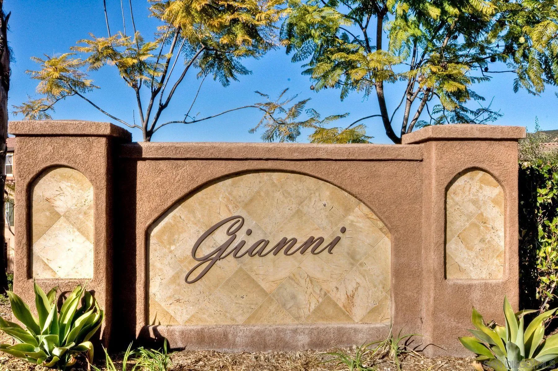 17070 Calle Trevino Unit 11