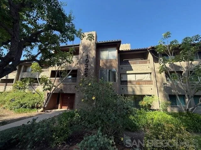 10325 Caminito Cuervo Unit 204