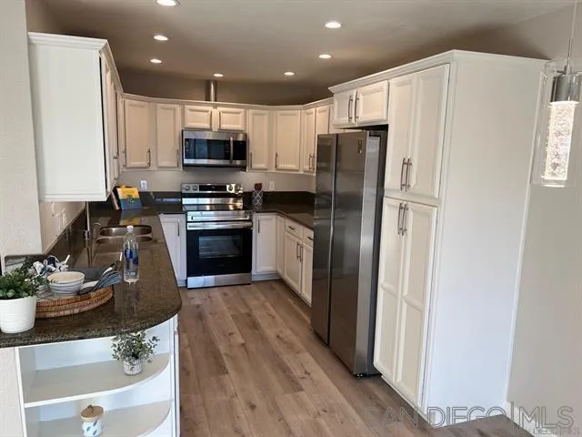 10325 Caminito Cuervo Unit 204