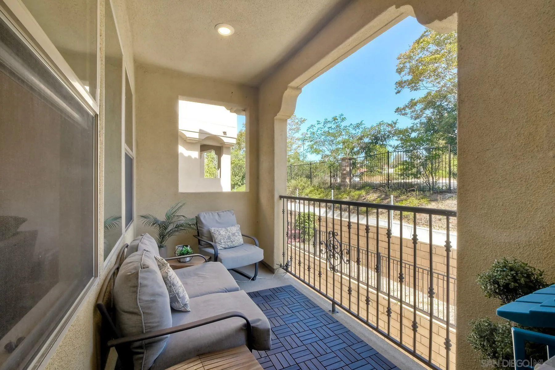 1577 Castillo Way Unit 5