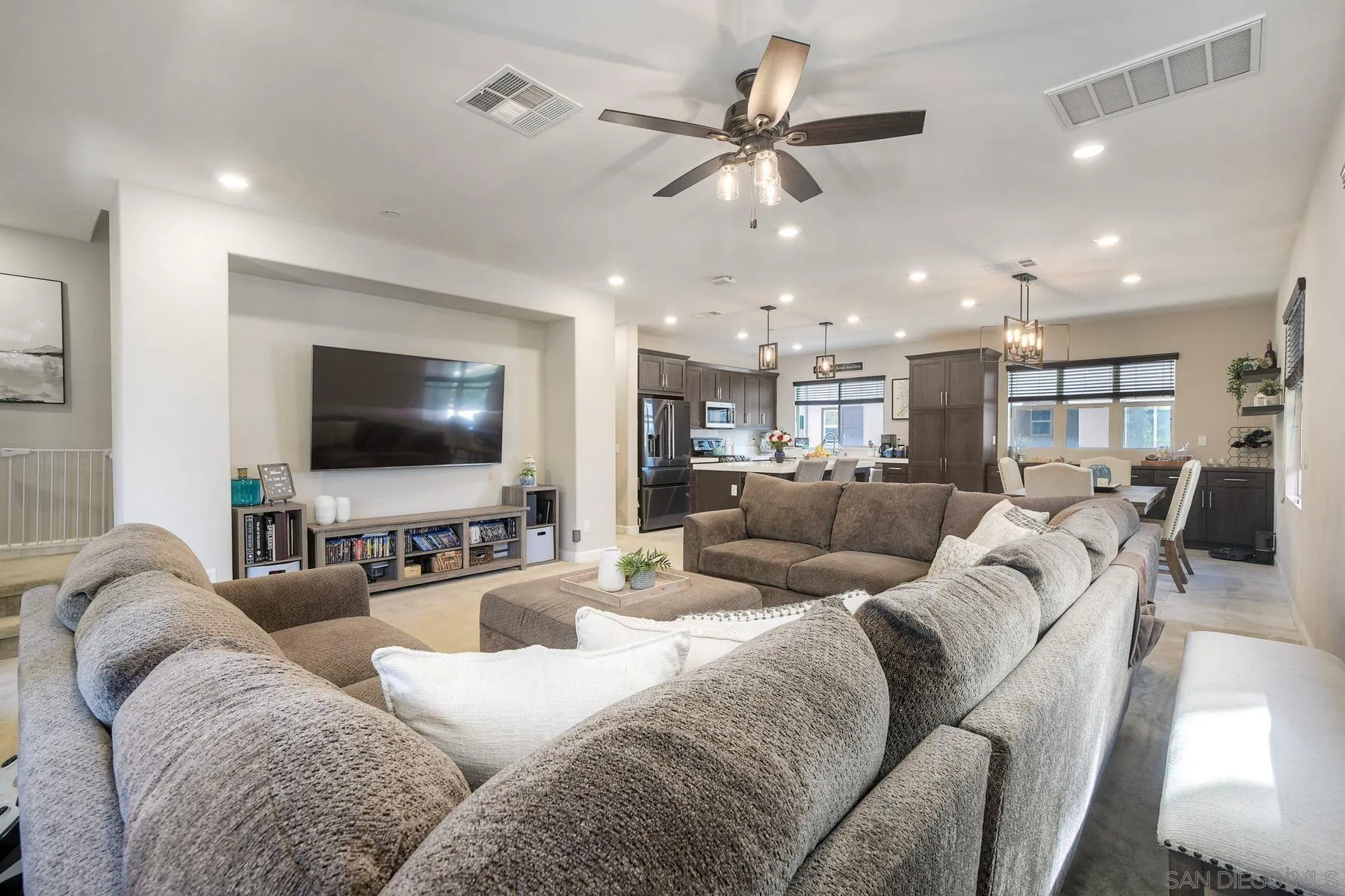 1577 Castillo Way Unit 5