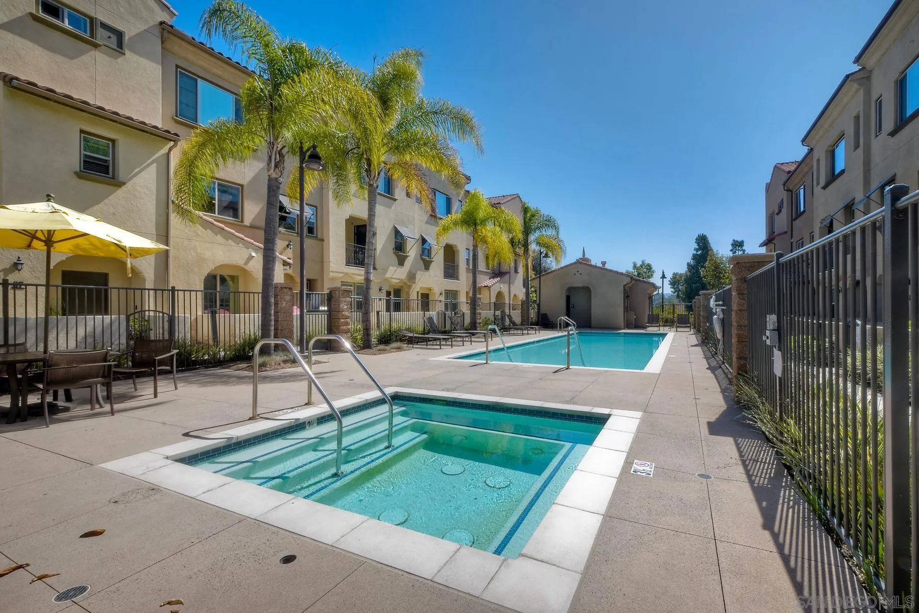 1577 Castillo Way Unit 5