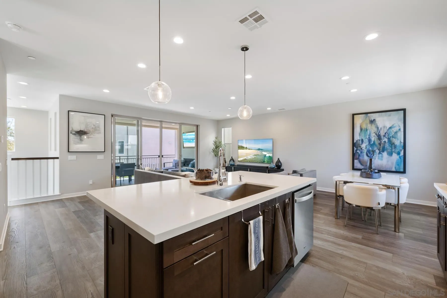 16240 Camden Cir