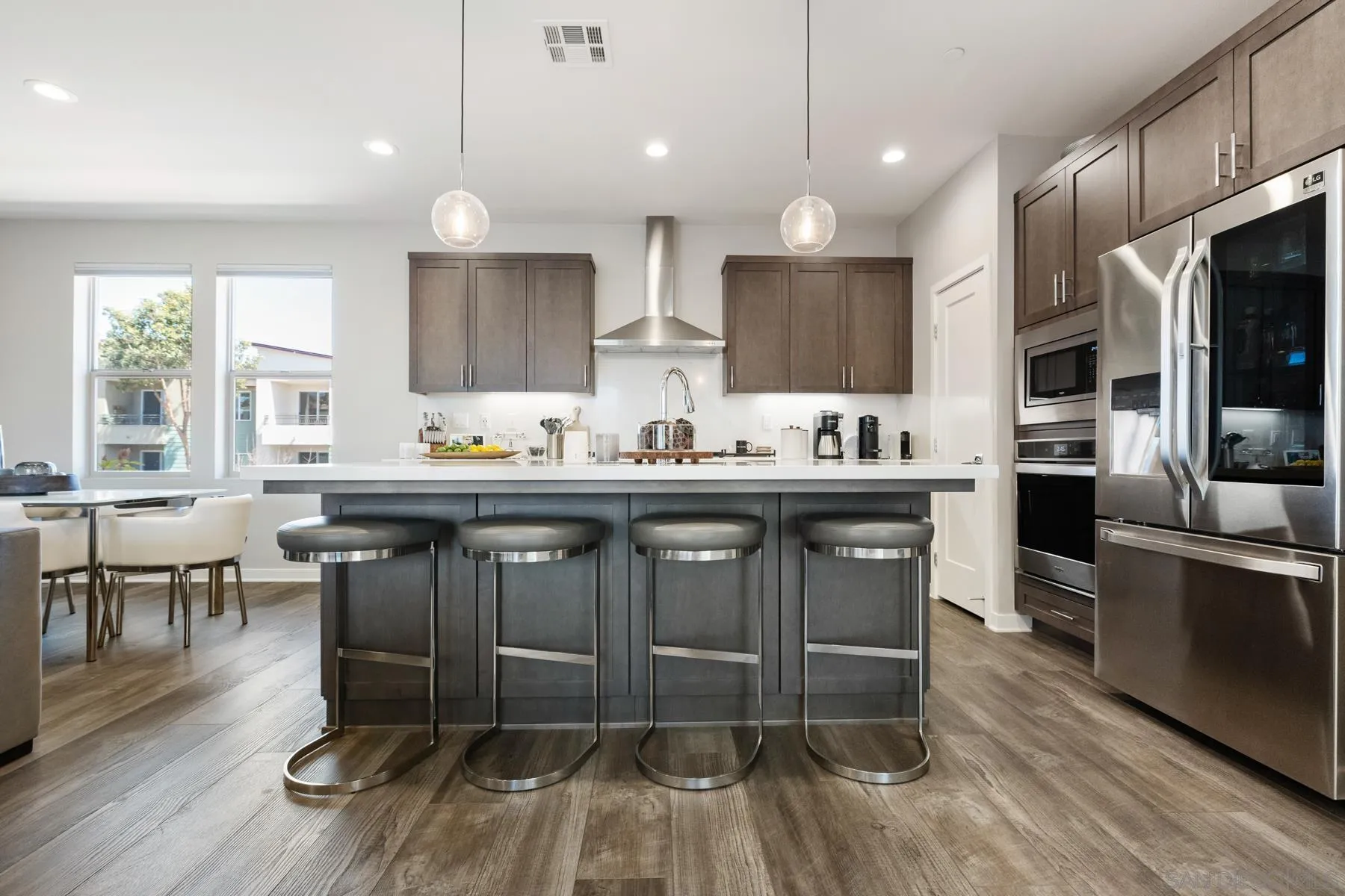 16240 Camden Cir