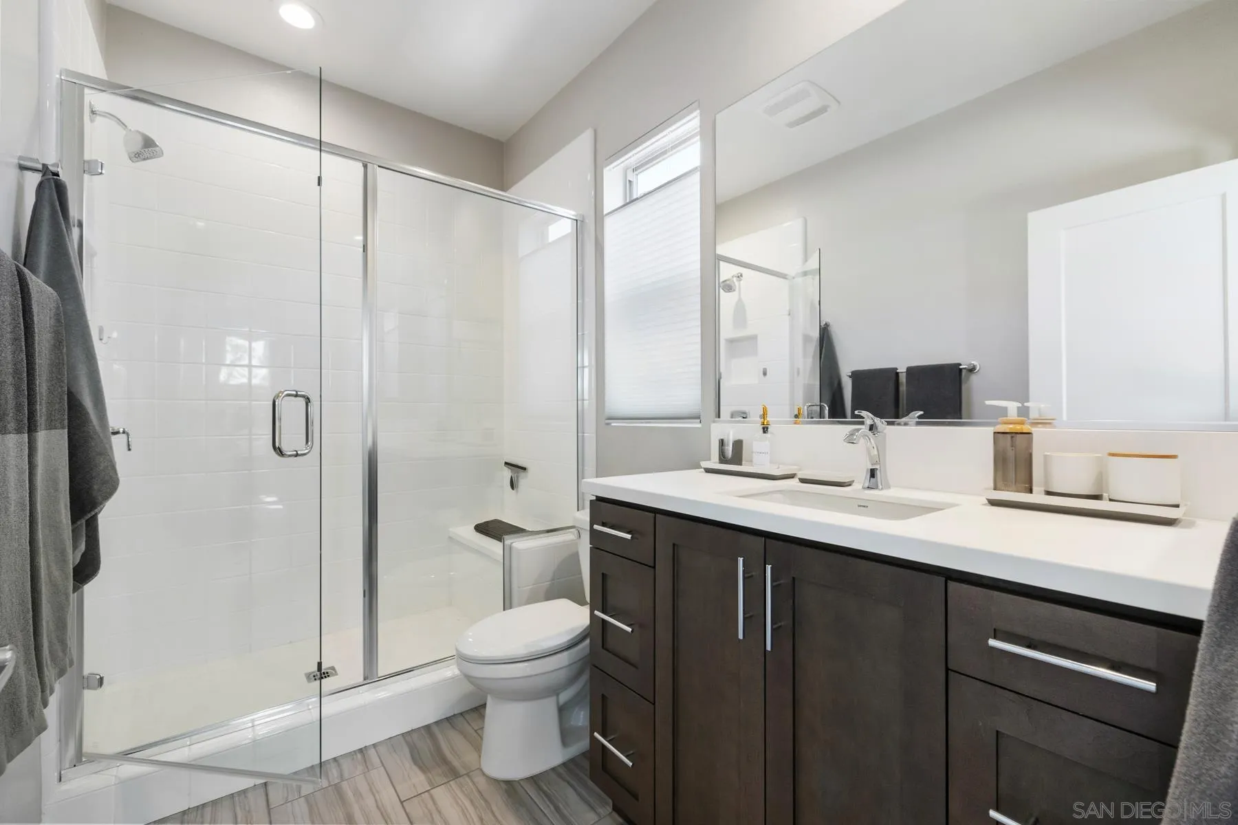 16240 Camden Cir