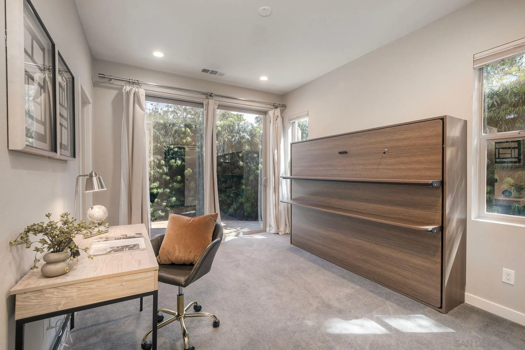 16240 Camden Cir