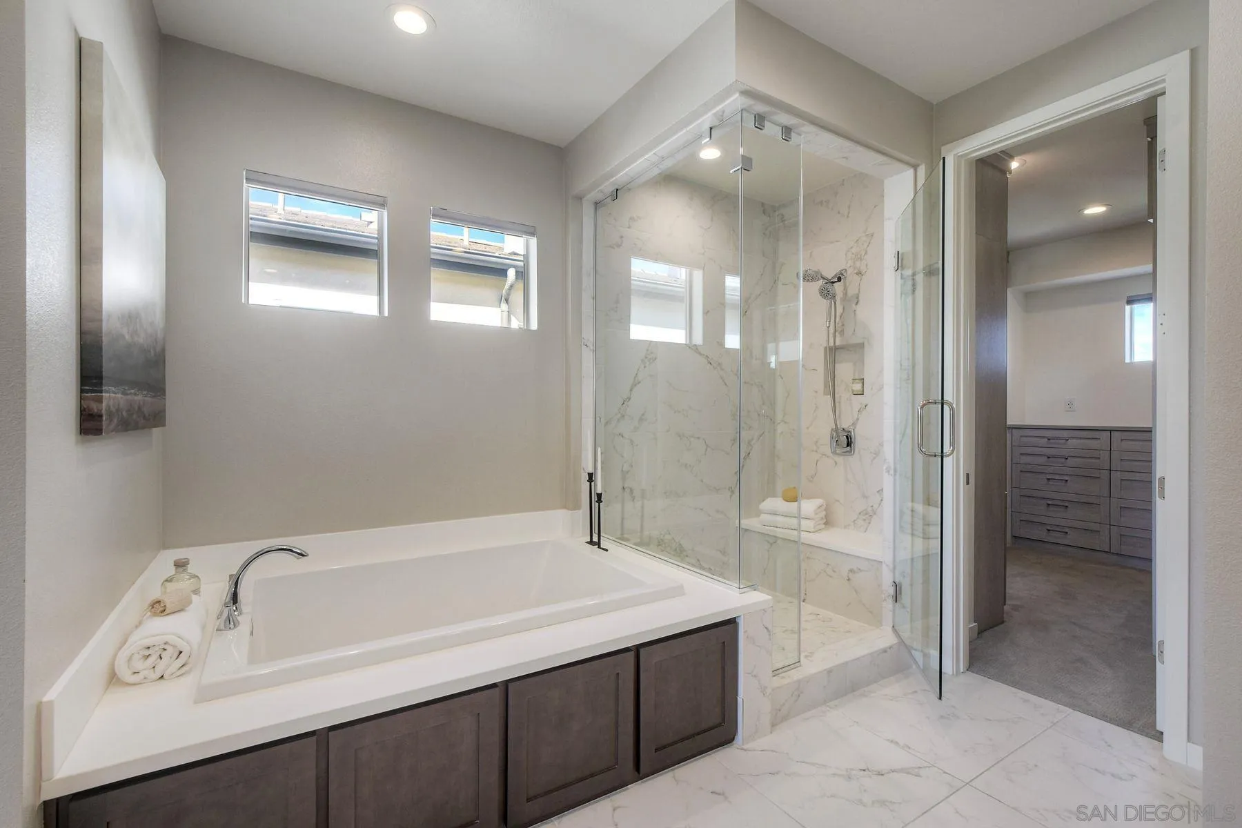 16240 Camden Cir