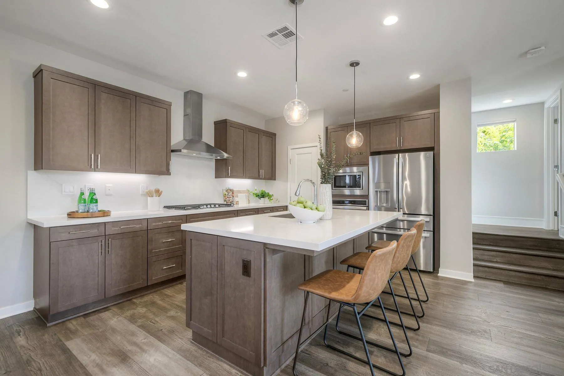 16240 Camden Cir
