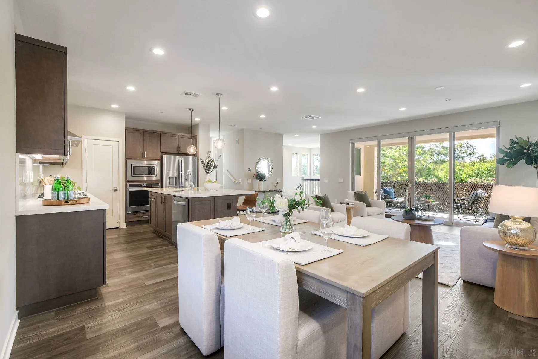 16240 Camden Cir