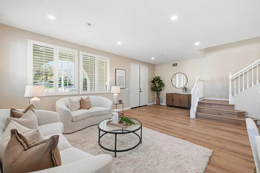 16488 Fox Valley Drive